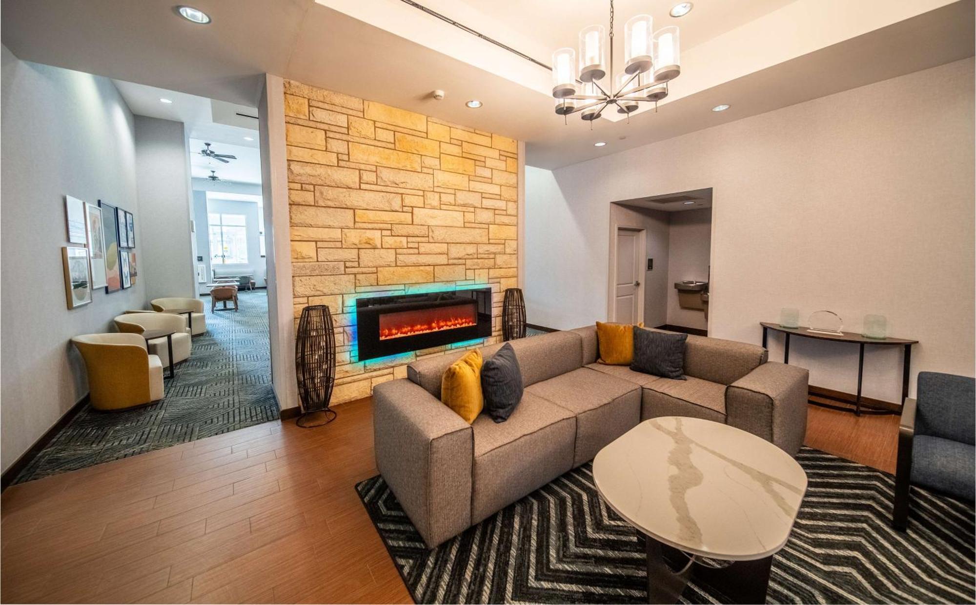 Homewood Suites By Hilton Rochester Mayo Clinic-St. Marys Campus Экстерьер фото
