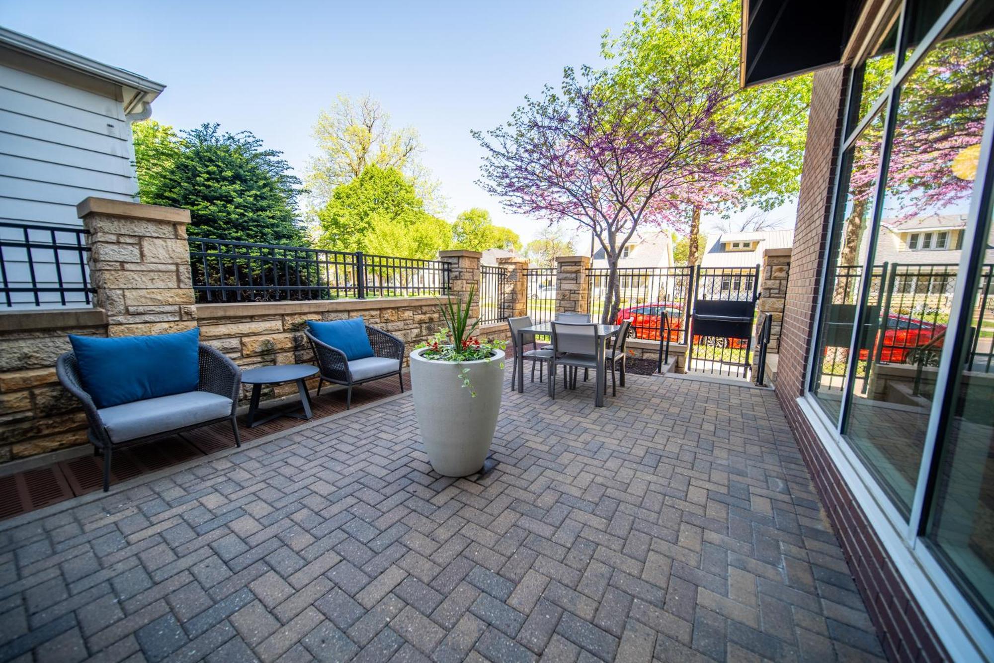 Homewood Suites By Hilton Rochester Mayo Clinic-St. Marys Campus Экстерьер фото